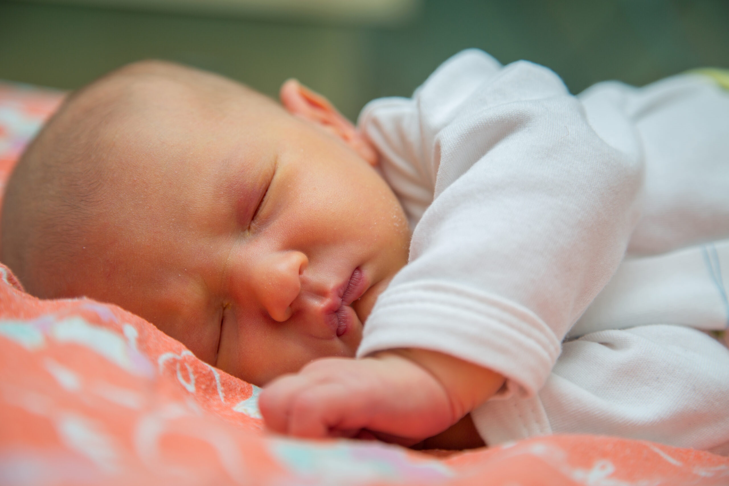 Jaunisse du nourrisson : de quoi s’agit-il et faut-il s’inquiéter ?