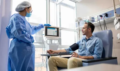 Immunothérapie : la recherche en première ligne pour améliorer les traitements contre le cancer