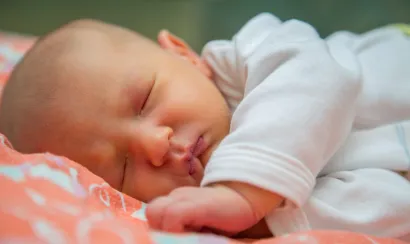 Jaunisse du nourrisson : de quoi s’agit-il et faut-il s’inquiéter ?