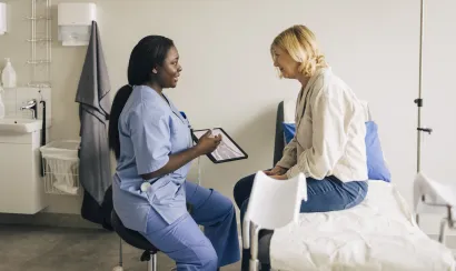 Tout savoir sur le traitement hormonal de la ménopause