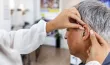 Contour d’oreille, micro-contour, intra-auriculaire… comment choisir son aide auditive ?