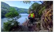 Artur se lance au moins une fois par an dans une aventure à vélo. Ici, en novembre 2022, sur le GR 736, le long du Tarn.